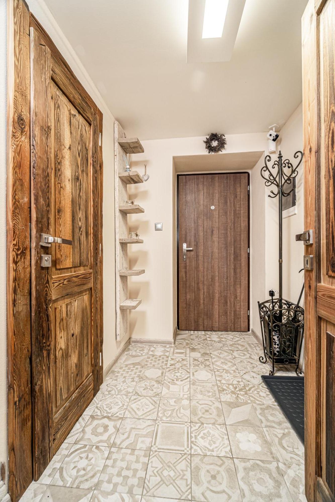 Luxurious And Royal Apartment In The Old Town Bratislava Bagian luar foto